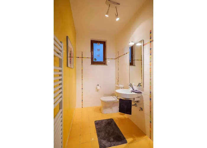 Casa Salea 펜션 카스텔베카나